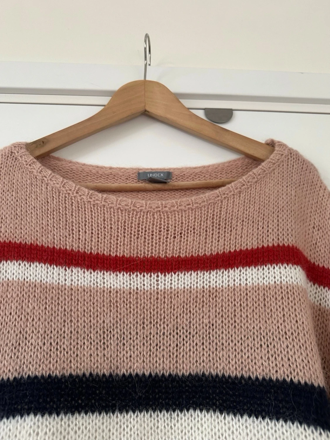 Lindex - stickad rosa vit tröja - storlek M - 2