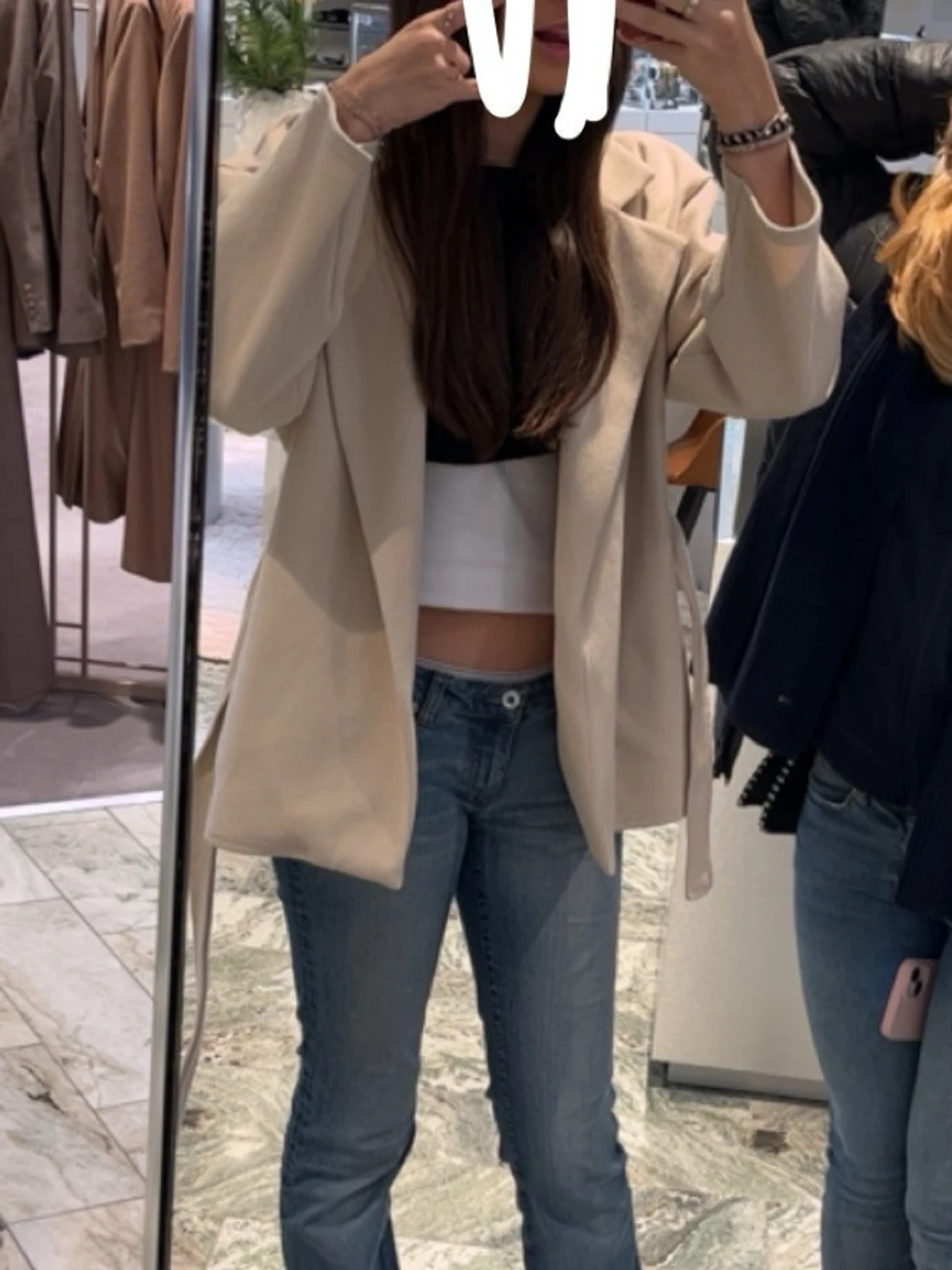 Beige omlottkappa med knytskärp - 4