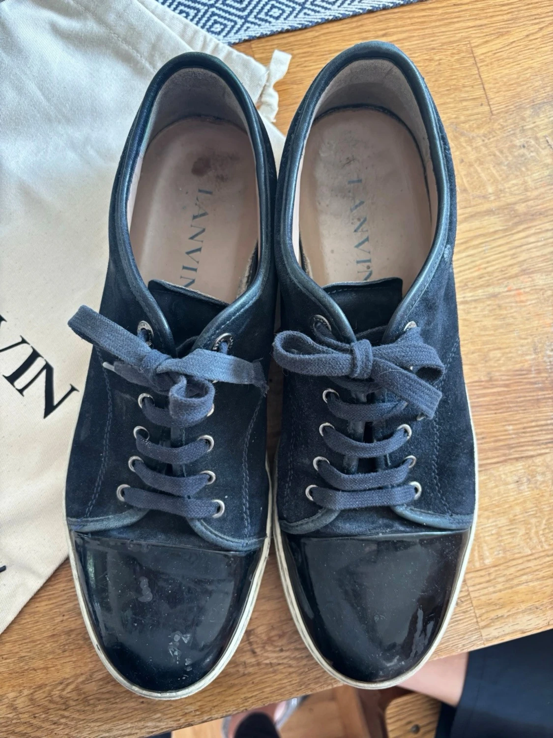 Mörkblåa lanvin captoe  - 1