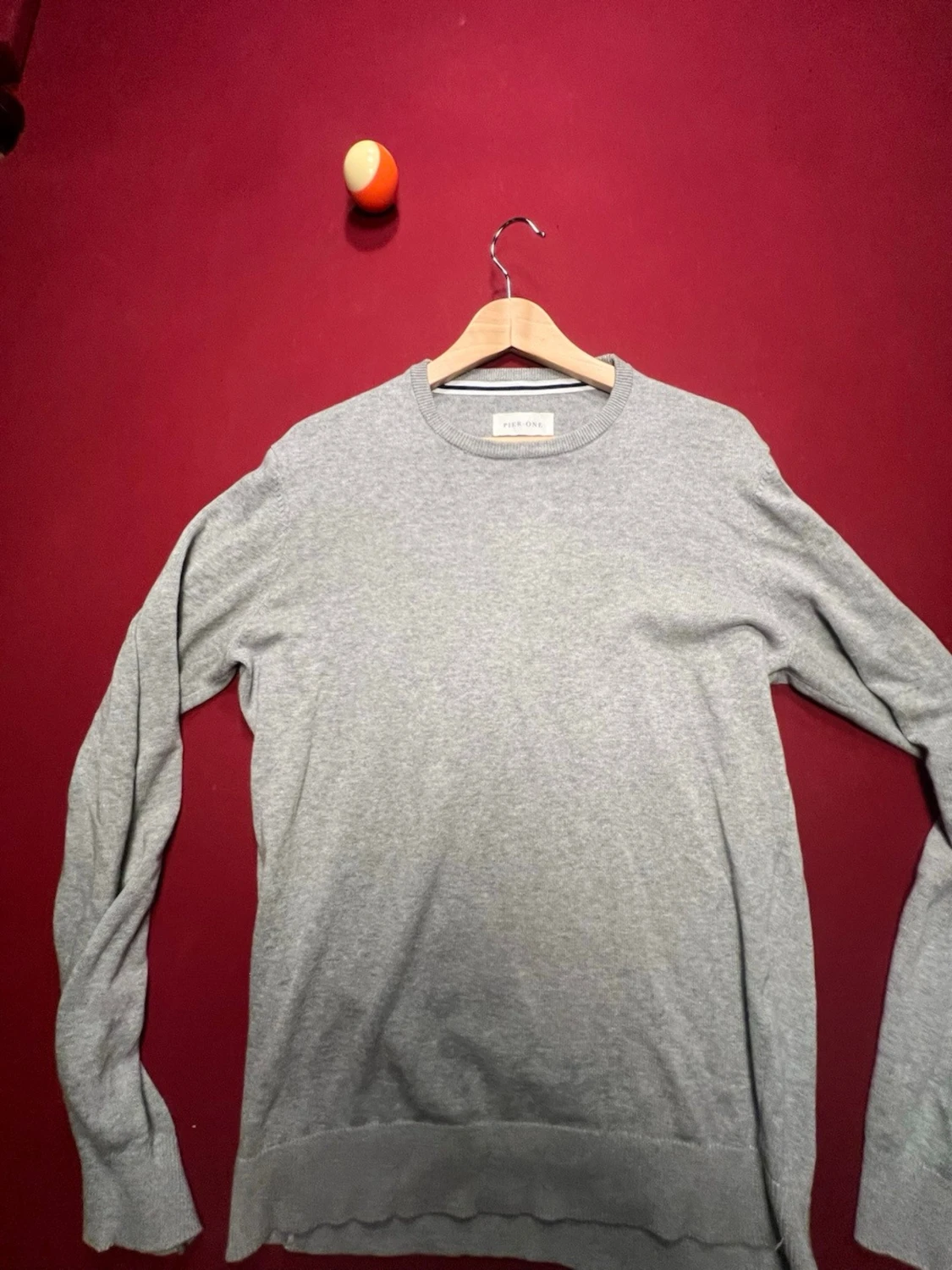 Grå stickad tröja från Pier One