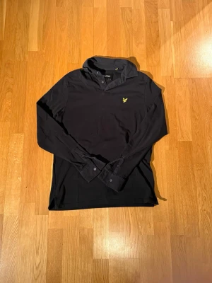 Lyle scott långärmad piké - Sjukt snygg tröja från Lyle scott | xs | skick 7/10 | vid frågor är det bara att höra av sig |