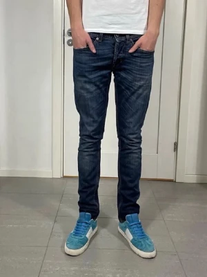 Dondup George Jeans - Dondup George Jeans, mått: 41 cm midja och 104 cm längd. Skriv för fler bilder/frågor🙌🏼