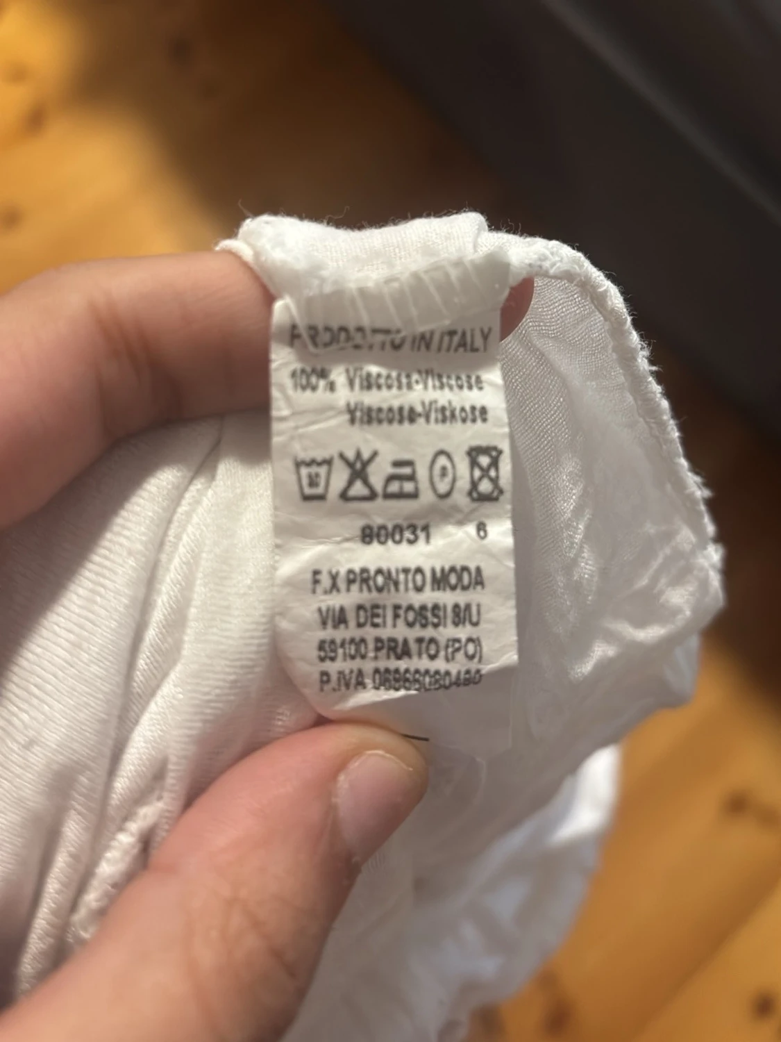 Vit långkjol med spetsdetaljer - 1