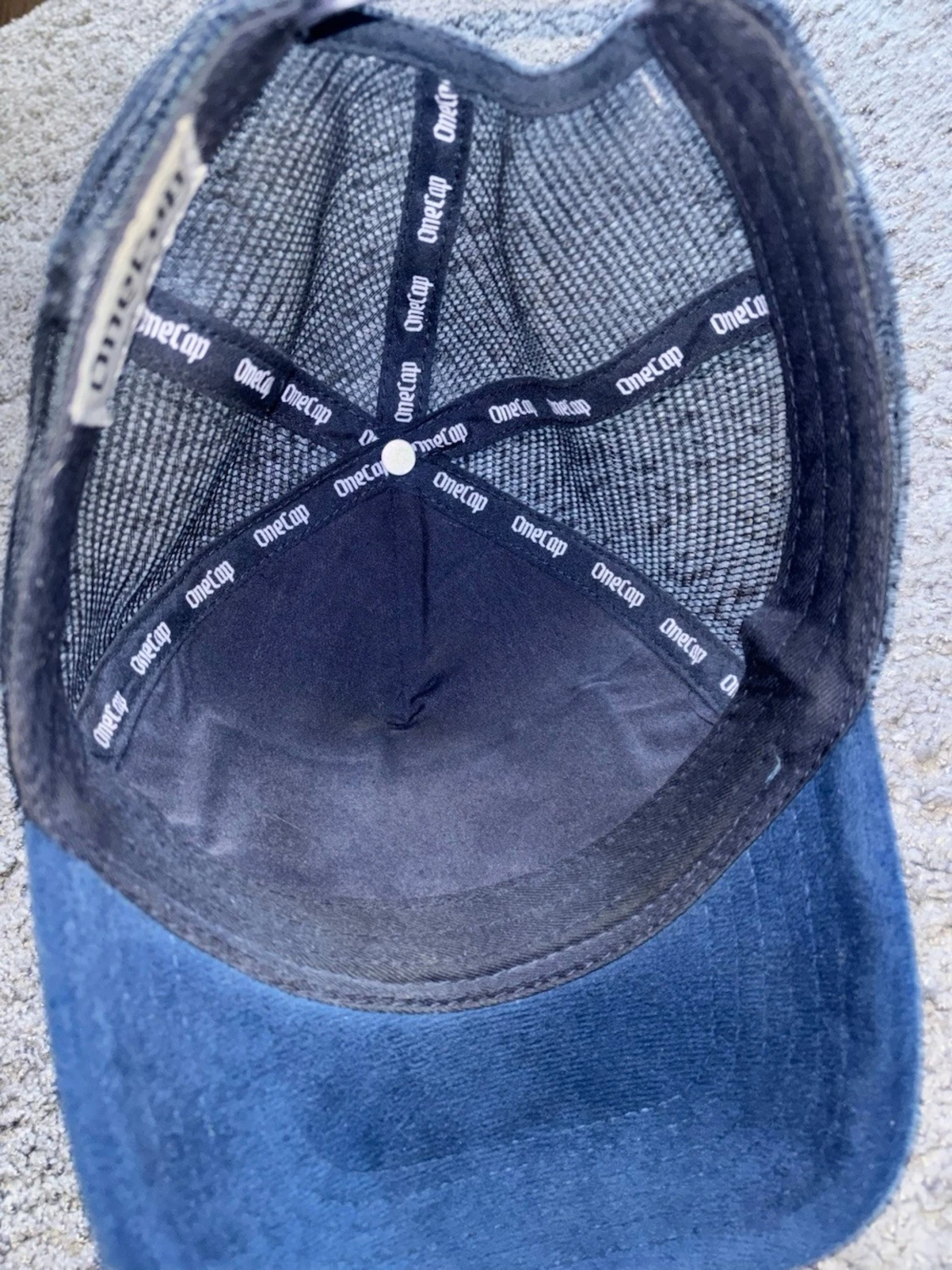 Blå truckerkeps från OneCap - 1