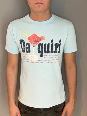 MC2 Saint barth T-shirt   - MC2 Saint barth T-shirt | storlek S | skick 9/10 | fraktar via valfrit ombud på köparens bekostnad | hör av dig vid funderingar 