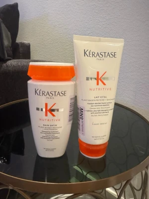 Kérastase Nutritive hårvårdsduo - Kérastase Nutritive Bain Satin schampo och Lait Vital balsam med växtbaserade proteiner och niacinamid. Helt oöppnade. 