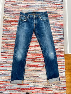 Selvedge nudie jeans - Nytvättade, w32. En reparation på höger ficka. Rak passform. 