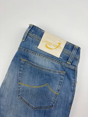 Jacob Cohën 622.C jeans - | Säljer ett par Jacob Cohën 622.C jeans i riktigt bra använt skick | Storlek: 34 | Hör av dig vid frågor eller funderingar