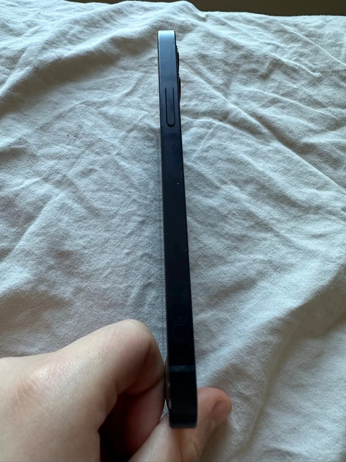 Mörkblå Iphone 12 - 1