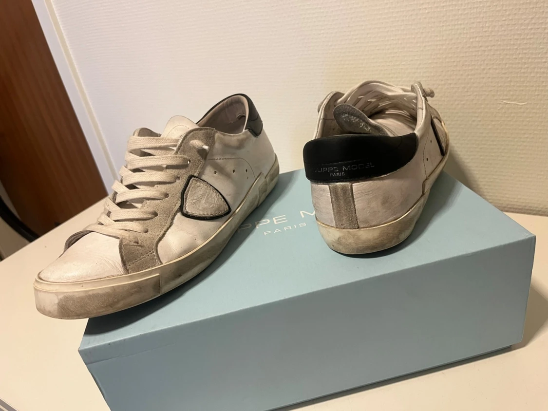 Philippe Model vita sneakers herr