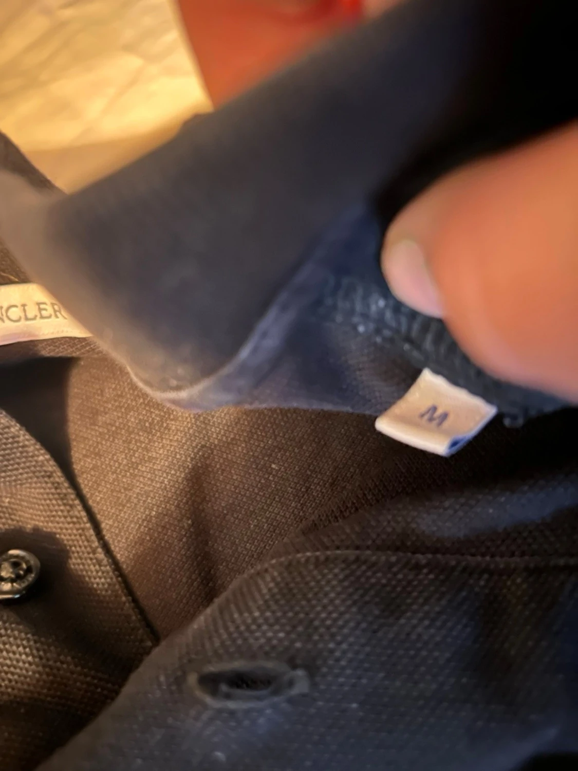 Marinblå pikétröja från Moncler - 1