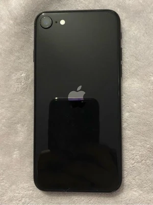 Iphone SE - Iphone SE i gott skick.                                                                   64 GB.                                                                               Skickas samma dag                                                       Pris kan sänkas