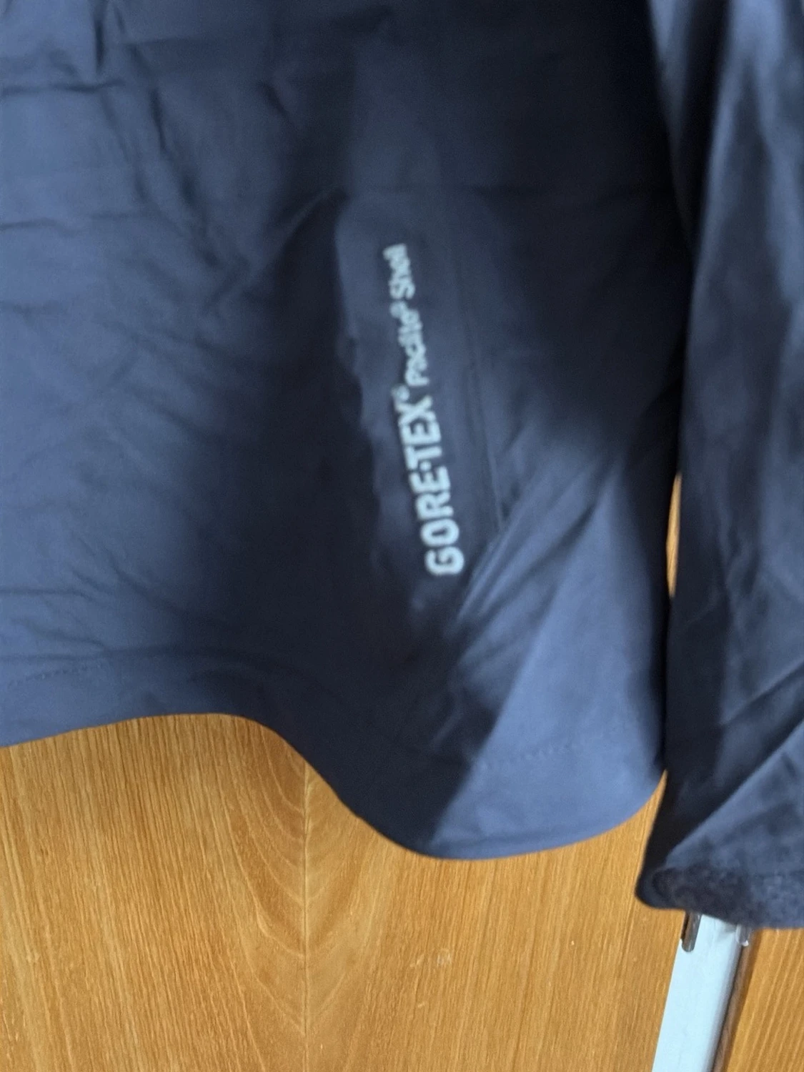 Peak Performance vindjacka mörkgrå/rosa - 3