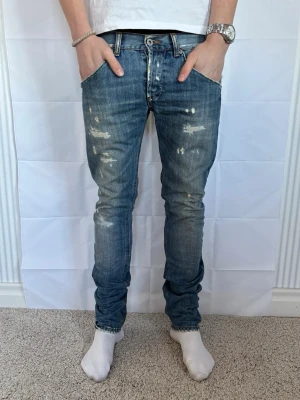 Dondup jeans, w29 - Märke: dondup  Storlek: w29 Skick: mycket bra  Snygga jeans från dondup Mycket bra skick och redo att användas. Skickas snabbt 📦 