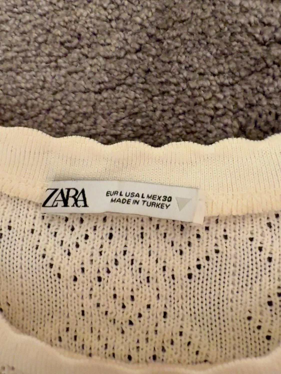 Vit spetsmönstrad topp från Zara - 2