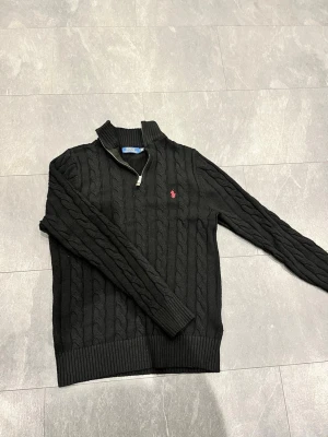 Polo sweater - Jätte fin polo sweater med bra passform