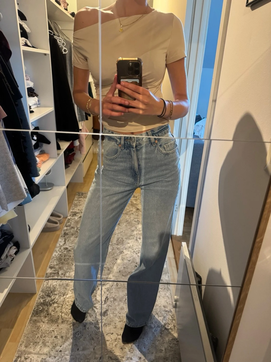Ljusblå raka jeans med hög midja - 1