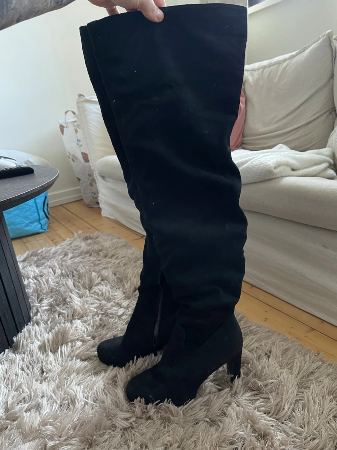 Svarta overknee stövlar med klack - 2