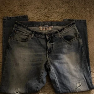 Jacob Cohen jeans - Snygga jeans som tyvärr inte passade. Passar mellan 165-170cm. 🐺
