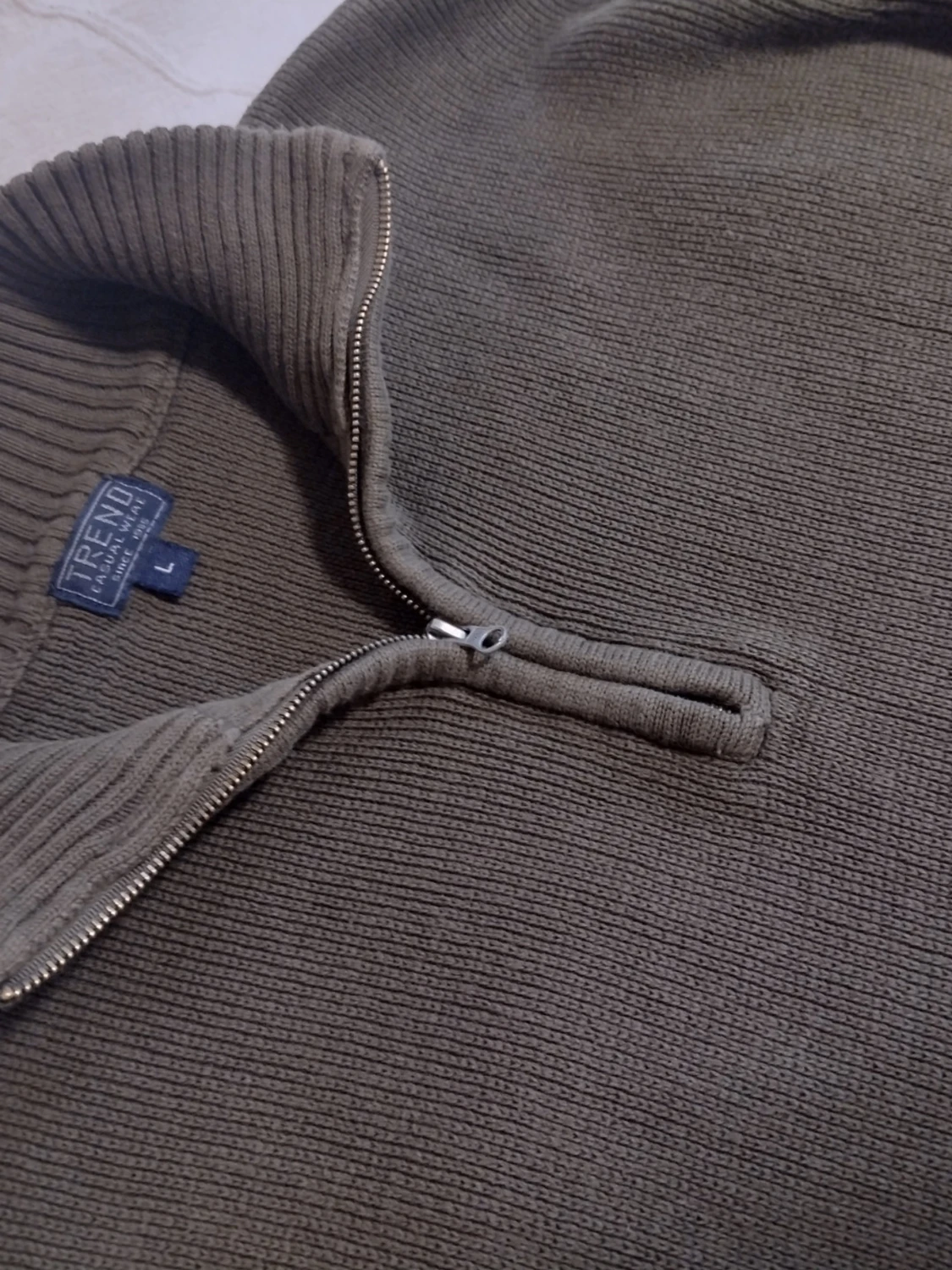 Grön/militär grön stickad tröja i 100% bomull - storlek L - 2