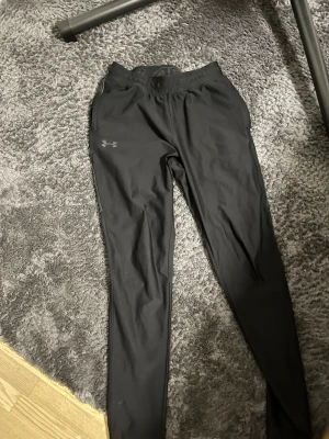 Under armour  - Vill ha snabb affär så ja går me på små summor 