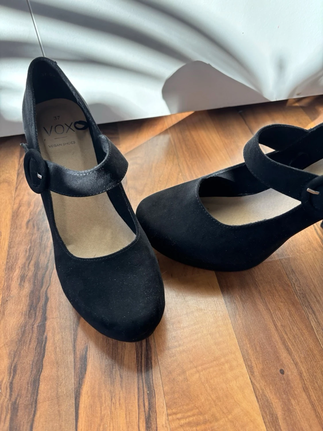 Svarta Mary Jane-pumps från Vox - 1