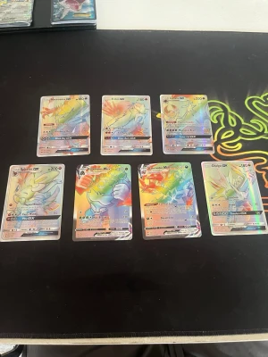 Pokémon kort - Säljer 7 stycken kort! Skriv dm för fler bilder eller funderingar!