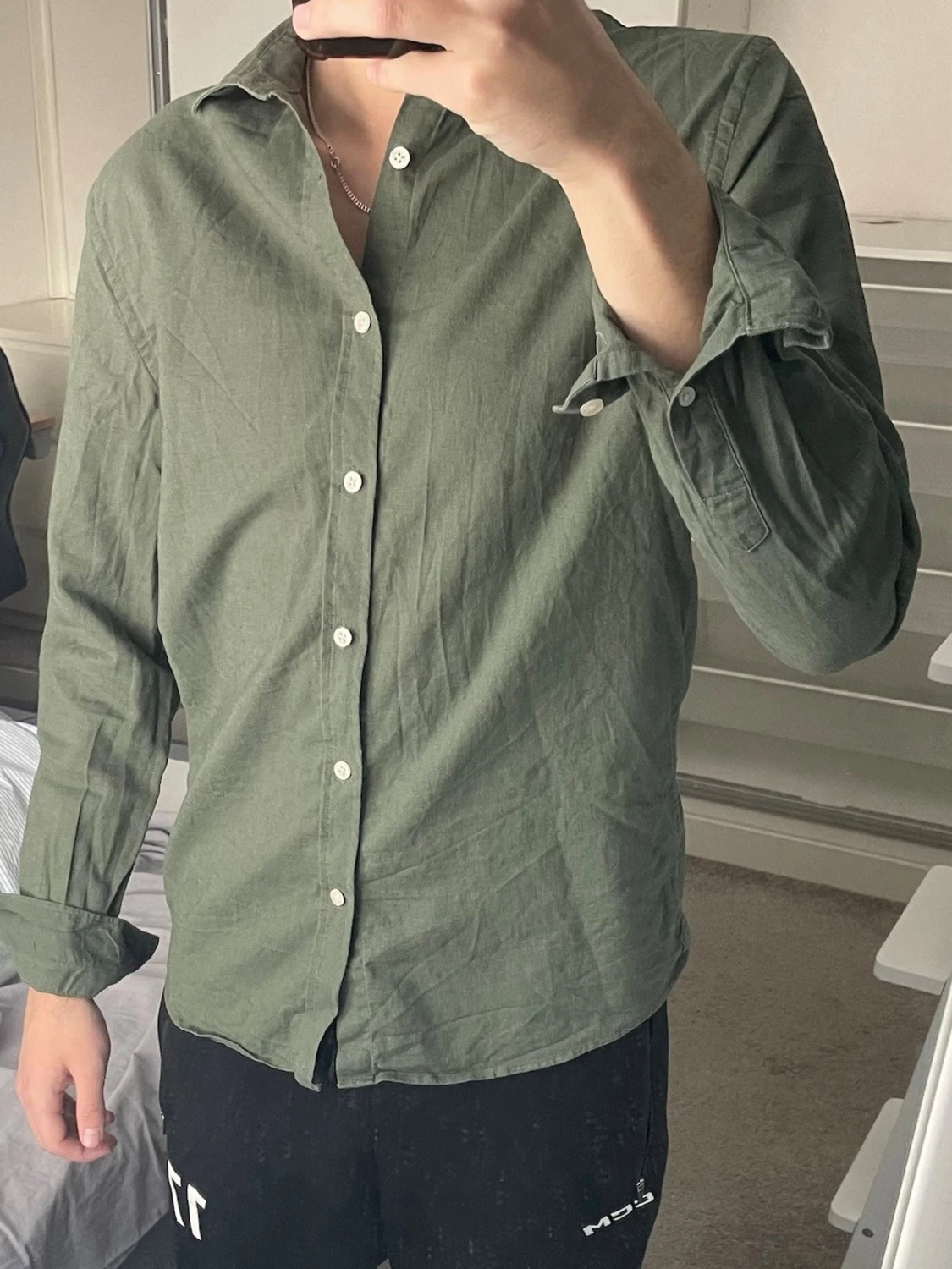 Grön linneskjorta - 2