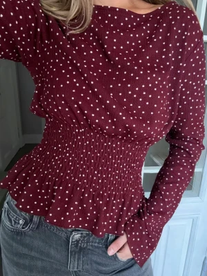 Superfin topp - Fin långärmad topp från Gina tricot som tyvärr inte kommit till användning, endast använd fåtal gånger🩷 strl S