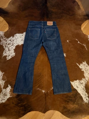 Levis 512 bootcut - Tjena! Säljer dessa riktigt snygga Levis 512 bootcut, W30/L30, hör av dig vid funderingar!🙌