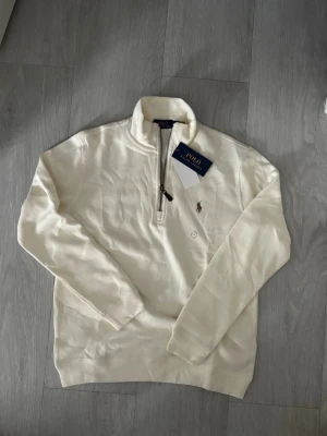 Ralph Laruen quarter Zip - Helt ny med prislapp, Skriv vid funderingar!