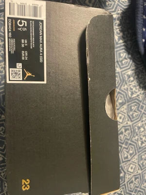 Jordan Max Aura 4 - För mer information eller bilder så är det bara o skriva