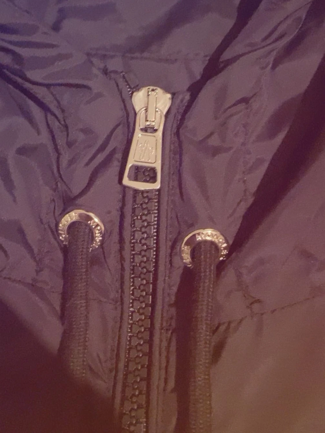 Mörklila vindjacka från Moncler - 4