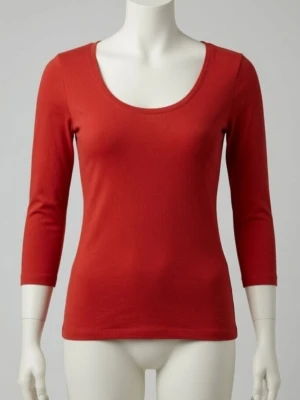 Röd långärmad topp. Stretchig bomull. 34/XS-SMALL. Jul. - Röd långärmad topp. Stretchig bomull. 34/XS-SMALL. Passar tex för Jul. Inga kända defekter. Skyltdockan visar liknande modell och passform.