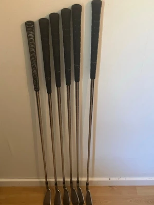 Järnset  - C pro alpha järnset i fint skick.                                           P-5, vänsterfattning. 