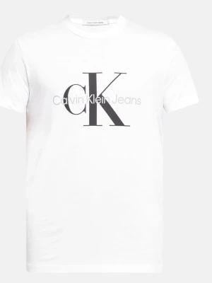 Vit CK t-shirt från Calvin Klein Jeans - Vit t-shirt från Calvin Klein Jeans med klassiskt CK-logotryck i svart på bröstet. T-shirten har rund hals och korta ärmar, perfekt för en clean och stilren look. Materialet är mjuk bomull som känns skönt mot huden.