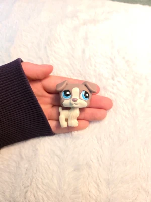 Littlest pet shop - Littlest pet shop hund rare!!! i mycket fint skick. Följ gärna för att se mina andra annonser för bundle😊