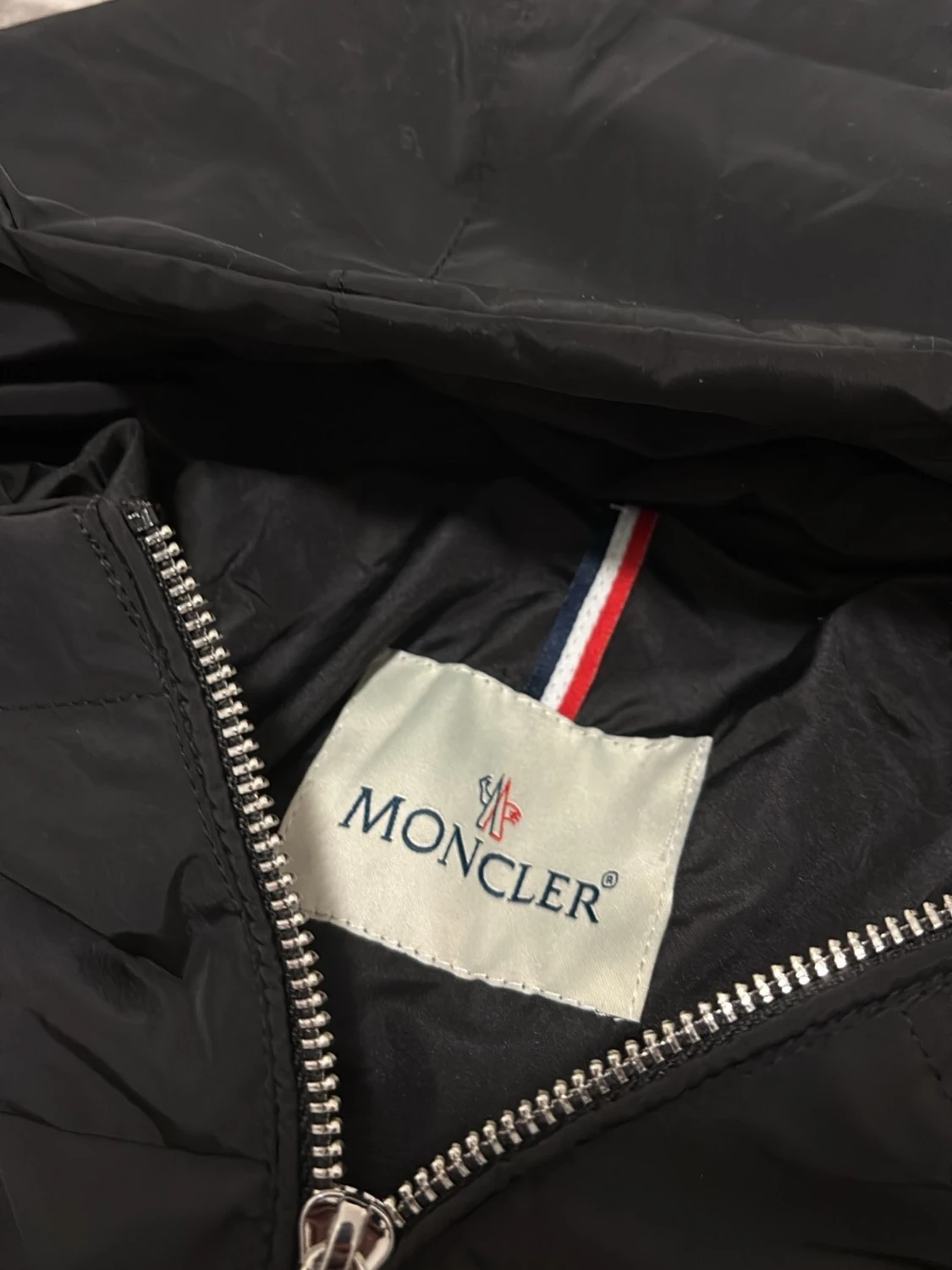 Moncler windbreaker svart - 1