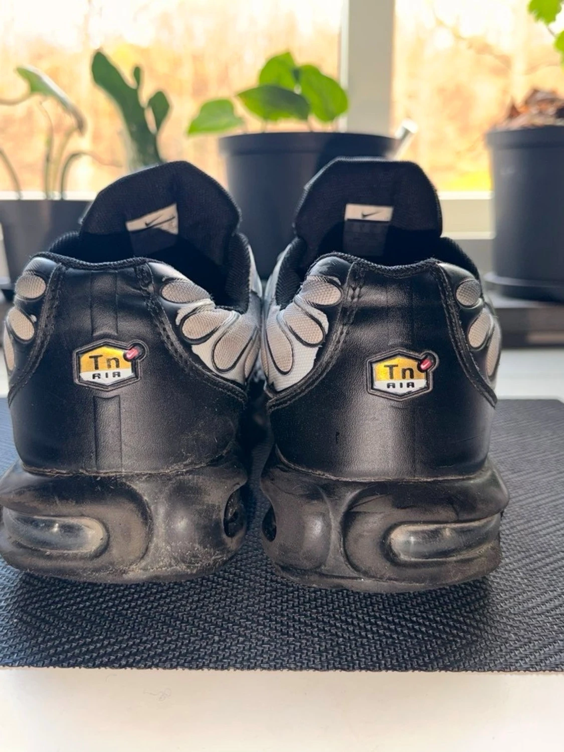 Nike Air Max Plus svart/vit - 4