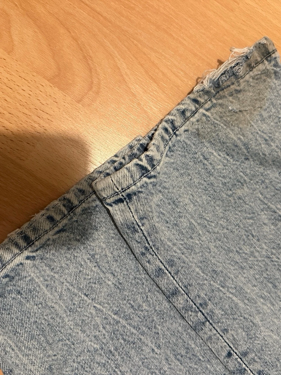 Straight leg jeans - 2