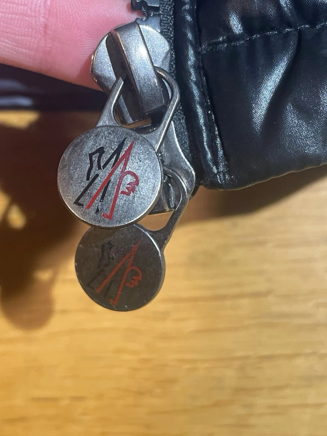 Svart dunjacka från Moncler - 3