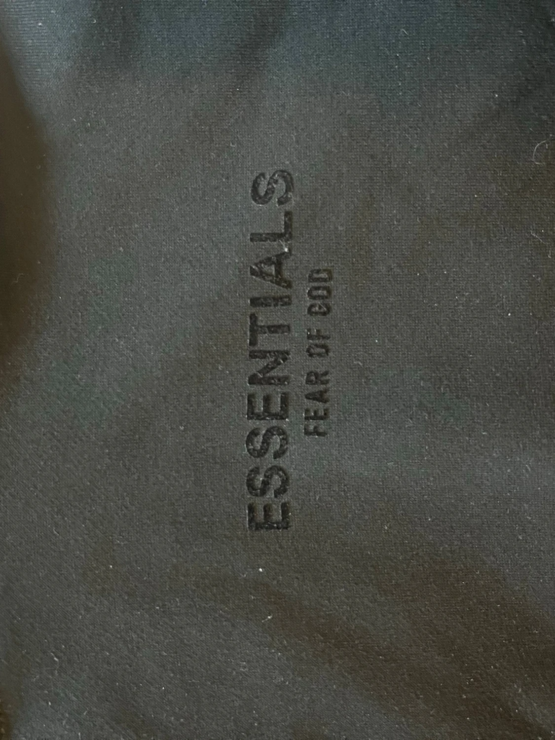 Svart Essentials Fear of God hoodie - 2