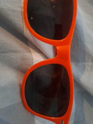Glasögon i plast - Temu plast