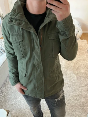 Superdry Field jacket  - Superdry | skick 9/10 | Storlek M | Pris - 799kr | Modellen är ca 180cm lång | Hör av dig vid minsta fråga eller fundering!!