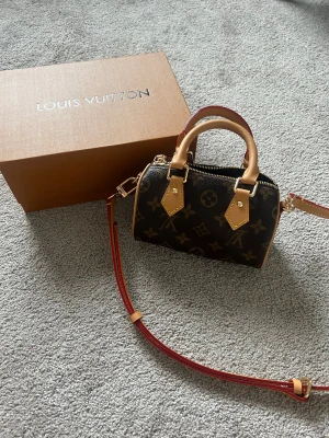 Louis Vuitton  - Jätte söt Louis Vuitton väska i utmärkt skick! Pris kan diskuteras vid snabbt köp!!😊
