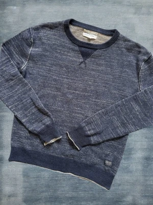*Unik* Denim & Supply Tröja - En otroligt snygg tröja i melerat mönster av Ralph Laurens märke ”Denim & Supply”! Hör av dig vid frågor! 