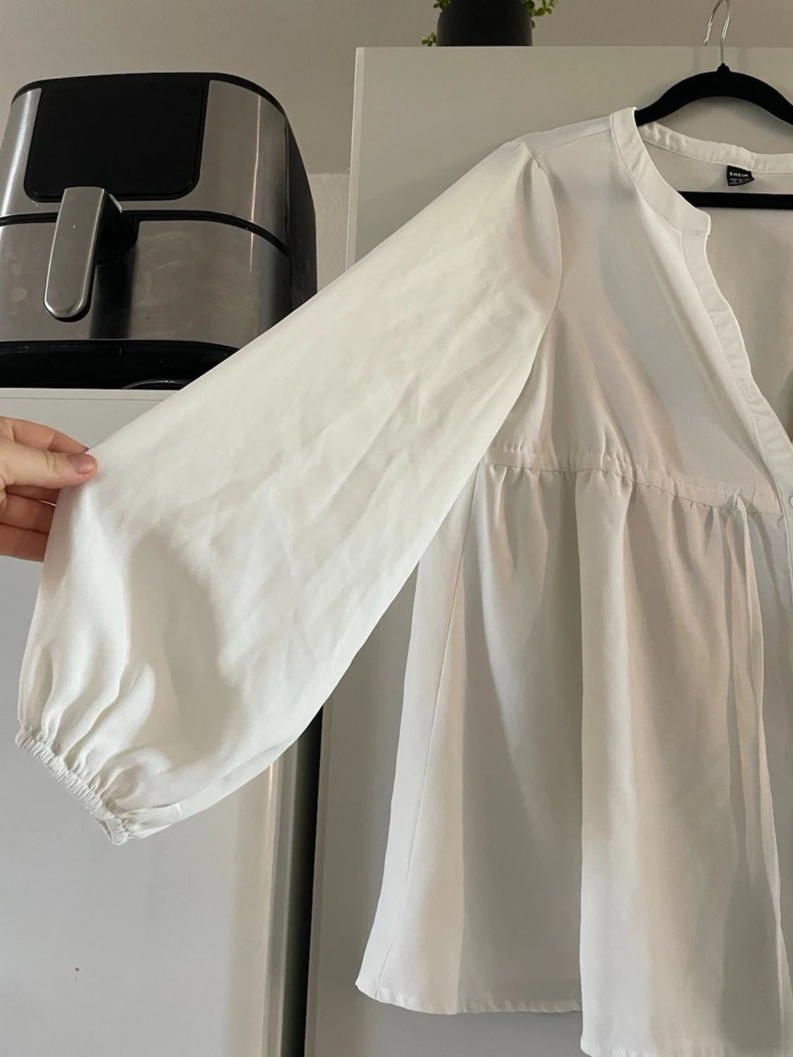 Vit blus med knappar från SHEIN - 2