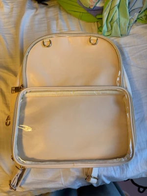 Ita backpack anime manga söt cute kawaii väska ryggsäck - Säljer den här söta ita bag ryggsäcken! Om du har några frågor dma gärna mig!