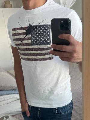 Concrete ink t shirt  - Nytt skick 