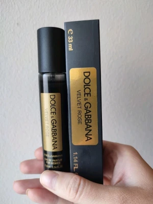 Dolce & Gabbana Velvet Rose - Dolce & Gabbana Velvet Rose Perfume. 33ml bottle. New! Great spring fragrance.